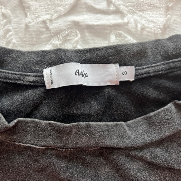 Cropped Tee - Picture 2 of 3